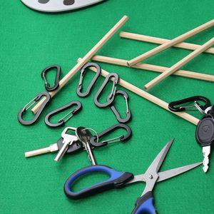 Leggero 5cm in alluminio Mini moschettone a forma di molla a forma di molla portachiavi in metallo per l'arrampicata pesca escursioni <span class=keywords><strong>avventure</strong></span> all'aria aperta - Product Image 4