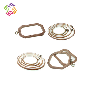 Charmkey 14*14 centimetri ABS pelliccia gomma di legno di bambù del cerchio telaio commercio all'ingrosso ricamo cerchi punto croce FAI DA TE kit di materiale personalizzare - Product Image 2