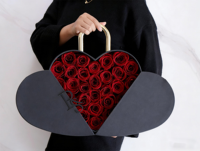 Seau de roses éternelles luxueuses en forme de cœur, ouvrable avec cadenas d'amour, pour la Saint-Valentin et la fête des mères