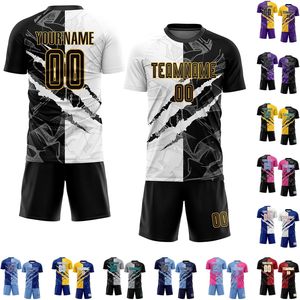 เสื้อฟุตบอลกราฟฟิตีแบบกำหนดเอง ปรับแต่งได้สำหรับผู้ใหญ่ทุกเพศ ระบายเหงื่อได้ดี คอเสื้อแบบคอกลม ชุดทีมฟุตบอลแบบซับลิเมชั่น - Product Image 5