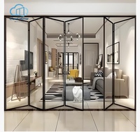 Porte pliante multi-panneaux en alliage d'aluminium mince, moderne, pour extérieur, avec verre trempé, vue panoramique, pour terrasse de villa urbaine