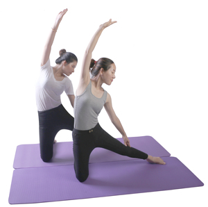 Esterilla de yoga antideslizante y antidesgarros, de alta resistencia, profesional, para entrenamiento, yoga, pilates y ejercicios en el suelo, con correa de transporte. - Product Image 4