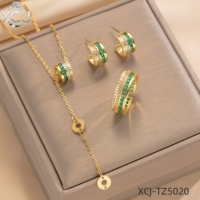 Parure de bijoux en acier titane plaqué or avec zircon, design taille fine, collier, boucles d'oreilles et bague polyvalents, vente en gros usine