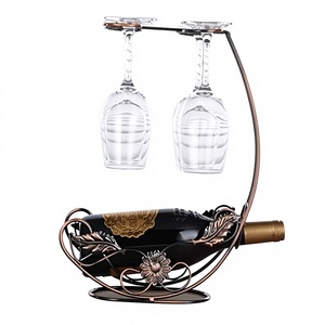 Porte-vin antique en métal avec 4 porte-verres et rangement pour bouteilles pour la décoration de la maison - Product Image 2