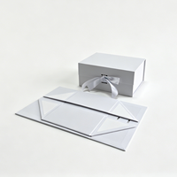 Boîte cadeau magnétique noire mate avec nœud en satin, matériaux recyclés, doublure en éponge, emballage personnalisable pour cosmétiques, bijoux, vente au détail