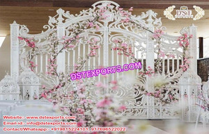 Decoración de Escenario de Boda con Pavo Real de Sri Lanka, Escenario de Boda Tradicional del Sur de la India con Pavo Real de Fibra, Escenario Dorado para Bodas Indias en EE. UU. - Product Image 6