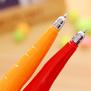 Peperoncino rosso di Plastica A Forma di Inchiostro Nero <span class=keywords><strong>Penna</strong></span> A Sfera <span class=keywords><strong>Con</strong></span> <span class=keywords><strong>Magnete</strong></span> - Product Image 5