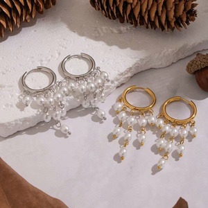 Boucles d'oreilles à pampilles multi-couches en perles d'eau douce naturelles de haute qualité Moshine, plaqué or en acier inoxydable, mode européenne pour femmes - Product Image 6