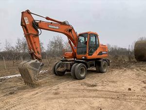 Excavatrice sur pneus Doosan DH150W-7 de 13 tonnes, d'occasion, faible prix, 99% NEUVE, nouveau modèle, économique en carburant, en stock. - Product Image 5