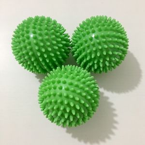 ลูกบอลนวดแบบแข็งมีหนามทำจาก PVC ขนาด9ซม. สำหรับทำกายภาพบำบัด - Product Image 2