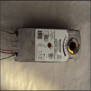 ตัวกระตุ้นแดมเปอร์แบบสองตำแหน่ง Honeywell MS8120F1200 พร้อมสปริงรีเทิร์นเสริม ขายดี สวิตช์ที่มีความแม่นยำสูง แรงบิด 175 ปอนด์-นิ้ว สำหรับ - Product Image 3