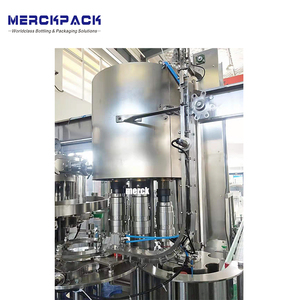 Ligne de production entièrement automatique de machines de remplissage de bouteilles en <span class=keywords><strong>verre</strong></span> liquide pour la fabrication de boissons gazeuses au jus de <span class=keywords><strong>soda</strong></span> - Product Image 6