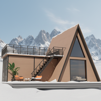 Maison ou bureau préfabriqué en structure acier modulaire triangulaire au design moderne pour la vie de vacances ou comme logement.