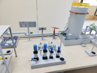 Modèles industriels modernes personnalisés haut de gamme |   Conception de modèles 3D directement de l'usine avec des matériaux plastiques et livraison mondiale