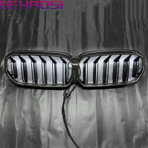 Parrillas de Carreras Luminosas LED para <span class=keywords><strong>BMW</strong></span> Serie 5 G30 <span class=keywords><strong>M5</strong></span> F90 2021 2022 <span class=keywords><strong>2023</strong></span> Reemplazo de Parrilla Delantera de Fibra de Carbono - Product Image 1