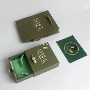 Boîte à bijoux cadeau en papier de carton rigide à glissière avec logo personnalisé vert herbe unique Boîte à bijoux à <span class=keywords><strong>tiroir</strong></span> Emballage de boucles d'oreilles et de colliers - Product Image 2