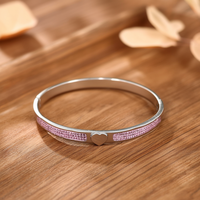 Bracelet à breloques pour femme en acier inoxydable 316L plaqué or PVD, design cœur en cristal rose, cadeau romantique
