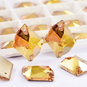 คริสตัลเย็บติดคุณภาพพรีเมียม OLeeya แบบ AB Cosmic Glass สำหรับตกแต่งชุดเต้นรำ ชุดบิกินี่ - Product Image 2