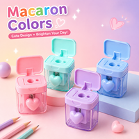 Taille-Crayon Rotatif Double Trou Couleur Macaron et Capuchon Transparent en Forme de Cœur pour Élèves du Primaire
