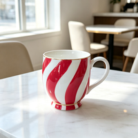Mug en céramique rouge et blanc à rayures diagonales, tasse à café personnalisable pour la restauration, la vaisselle de table et les mariages