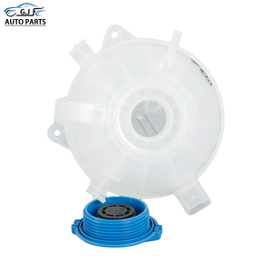Réservoir d'expansion de liquide de refroidissement 1K0121407A pour VW Jetta MK5 Golf GTI MK6 <span class=keywords><strong>Tiguan</strong></span> Passat CC Beetle Eos Audi A3 Q3 TT 1K0121407F - Product Image 3