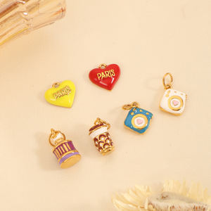 Ciondoli a Forma di Giraffa e Fotocamera all'Ingrosso, Placcati in Oro 18K, Acciaio Inossidabile, Smalto a Forma di Cuore, Tazza di Caffè di Parigi, <span class=keywords><strong>Charm</strong></span> Fai-da-Te per Creazione di Gioielli - Product Image 3