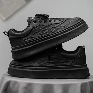 Chaussures de skate plates tendance pour hommes, respirantes, à semelle épaisse, baskets décontractées, chaussures élégantes pour hommes, chaussures de sport en cuir pour étudiants, chaussures de sport d'extérieur - Product Image 5