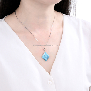 Collar con Colgante de Larimar Natural con Elegante Patrón Azul Marino, Joyería de Piedras Preciosas Curativas para Mujer, Regalo - Product Image 2