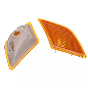 Clignotants avant et feux de position latéraux orange pour Mercedes-Benz Classe C W204, pièces de rechange 2008-2011 - Product Image 4