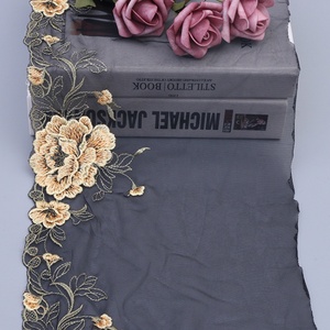 Tissu en dentelle florale brodée en maille <span class=keywords><strong>noire</strong></span> en gros pour sous-vêtements, vêtements, chemises de nuit, poupée <span class=keywords><strong>Barbie</strong></span>, 20 cm de large, dentelle africaine - Product Image 4