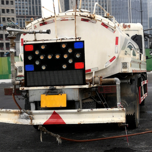 Panneaux Fléchés LED Clignotants Yuge DXP-03 à Fixation Murale, Protection IP65, Construction en Fer Galvanisé pour la Sécurité Routière Jaune/Rouge/Bleu - Product Image 5