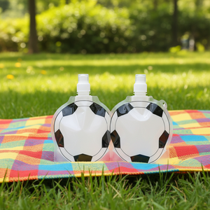 Bolsa <span class=keywords><strong>de</strong></span> PET con Forma <span class=keywords><strong>de</strong></span> Balón <span class=keywords><strong>de</strong></span> Fútbol OEM, con Pajita Integrada, Ecológica, Impresión <span class=keywords><strong>de</strong></span> Logotipo Personalizado del Equipo, para Ligas Juveniles <span class=keywords><strong>de</strong></span> Fútbol, Tiendas Minoristas, Jugos - Product Image 2