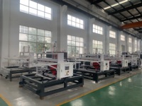 Machine de fabrication de tuiles PVC ligne de production prix machine de fabrication de tuiles béton PET plastique