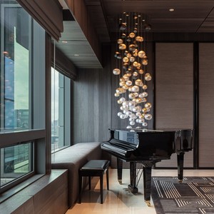 Insieme banchetto Hotel scale palla rotonda lampadari a Led Interior Designer lampadari personalizzati Hotel luce pendente - Product Image 1