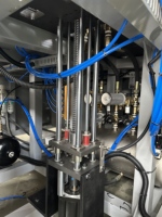 Máquina Sopladora de Botellas PET Automática de Boca Ancha con 2 Cavidades y Motor PLC, Alto Rendimiento y Ahorro de Energía para Envases de Alimentos