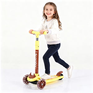 <span class=keywords><strong>Trottinette</strong></span> à 3 roues pliable certifiée EN71, légère et moderne, pour enfants de 3 à 10 ans, idéale pour l'extérieur – Meilleure vente à prix abordable - Product Image 3