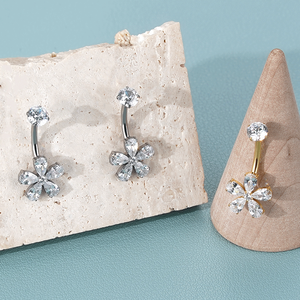 14G Titanio <span class=keywords><strong>Nave</strong></span> Ombligo Anillo Mujeres Flor Inset Clear Zircon Cuelga Ombligo Anillos Joyerí<span class=keywords><strong>a</strong></span> para Fiesta - Product Image 6