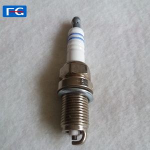 Nuova Candela Tedesca F7LDCR per Motori a Benzina <span class=keywords><strong>VW</strong></span> - <span class=keywords><strong>Ricambi</strong></span> Auto - Product Image 3