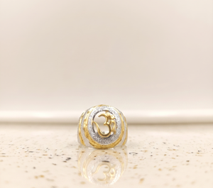 Premium Men Gold Plated <b>Finger</b> <b>Ring</b> Copper and Brass Material Classic Design Fashion Jewelry Stylish Accessory for Wedding - Product Image 2
