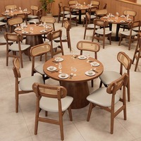 Ensemble de stand en bois durable Thème de l'Asie du Sud-Est pour cafés, restaurants à service rapide Style bistro japonais pour magasins de nouilles Square
