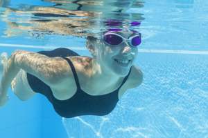 Lunettes de natation Bestway 21051, protection UV, anti-buée, étanches, anti-fuites, grande monture, Resurge, adulte 14+ - Product Image 3