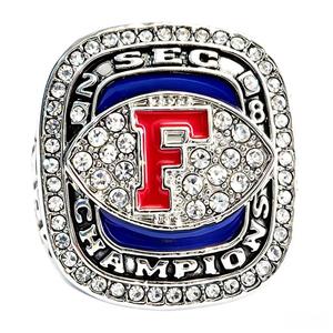 Anillo <span class=keywords><strong>de</strong></span> Campeonato <span class=keywords><strong>de</strong></span> los Alligators <span class=keywords><strong>de</strong></span> Florida State, Anillo <span class=keywords><strong>de</strong></span> Baloncesto Universitario Americano, Hecho <span class=keywords><strong>de</strong></span> Aleación Resistente, Chapado en Plata 925, Estilo Hip <span class=keywords><strong>Rock</strong></span> - Product Image 3
