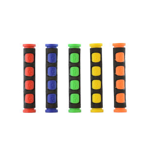 <span class=keywords><strong>Poignée</strong></span> <span class=keywords><strong>de</strong></span> <span class=keywords><strong>frein</strong></span> antidérapante souple en gros Manchon en silicone Housse <span class=keywords><strong>de</strong></span> protection pour vélo <span class=keywords><strong>de</strong></span> <span class=keywords><strong>moto</strong></span> Accessoires pour boutique Équipement <span class=keywords><strong>de</strong></span> protection - Product Image 1