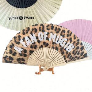 Abanico de Mano Plegable de Madera Personalizado de Alta Calidad, Abanico de Papel de Bambú con Técnica Pintada - Product Image 4