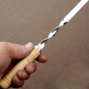 <span class=keywords><strong>Brochette</strong></span> en acier inoxydable avec manche en <span class=keywords><strong>bois</strong></span> Ensemble de barbecue en fer résistant à la chaleur de <span class=keywords><strong>50</strong></span> <span class=keywords><strong>cm</strong></span> de long - Product Image 2