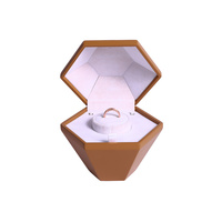 Boîte cadeau magnétique de luxe avec logo personnalisé, papier en carton avec poignées de ruban, emballage pliable pour des présentations uniques et élégantes