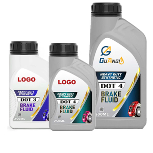 Fabricant Vente en gros DOT 3 4 250ml 500ml Bouteille plate en plastique pour embrayage <span class=keywords><strong>de</strong></span> moto Huile haute performance DOT3 DOT4 <span class=keywords><strong>Liquide</strong></span> <span class=keywords><strong>de</strong></span> <span class=keywords><strong>frein</strong></span> <span class=keywords><strong>de</strong></span> voiture - Product Image 1