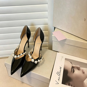 Zapatos de Tacón Alto con Correa de Perlas Inspirados en Diseñadores para Mujer, Zapatos de Tacón de Aguja de Cuero Patentado de Alta Calidad con Plantilla de Cuero Genuino - Product Image 1