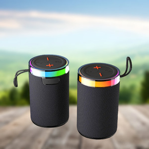 Altavoz Portátil <span class=keywords><strong>de</strong></span> Alta Calidad para Teléfono Móvil con Iluminación LED RGB <span class=keywords><strong>de</strong></span> 5.<span class=keywords><strong>3</strong></span> 5W, Resistente al Agua IPX2, Alcance <span class=keywords><strong>de</strong></span> 10m, Batería <span class=keywords><strong>de</strong></span> 800mAh y <span class=keywords><strong>Radio</strong></span> FM - Product Image 4