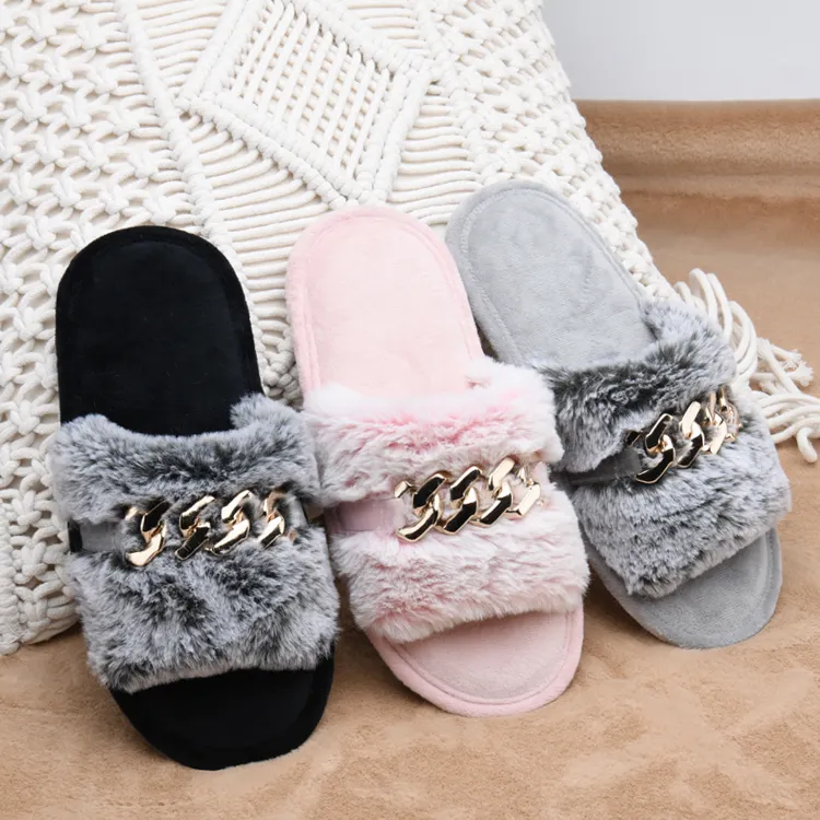 Pantoufles d'hiver pour femmes avec chaîne en métal et paillettes, chaussures souples et chaudes, chaussons confortables pour l'intérieur, nouvelle mode 2020
